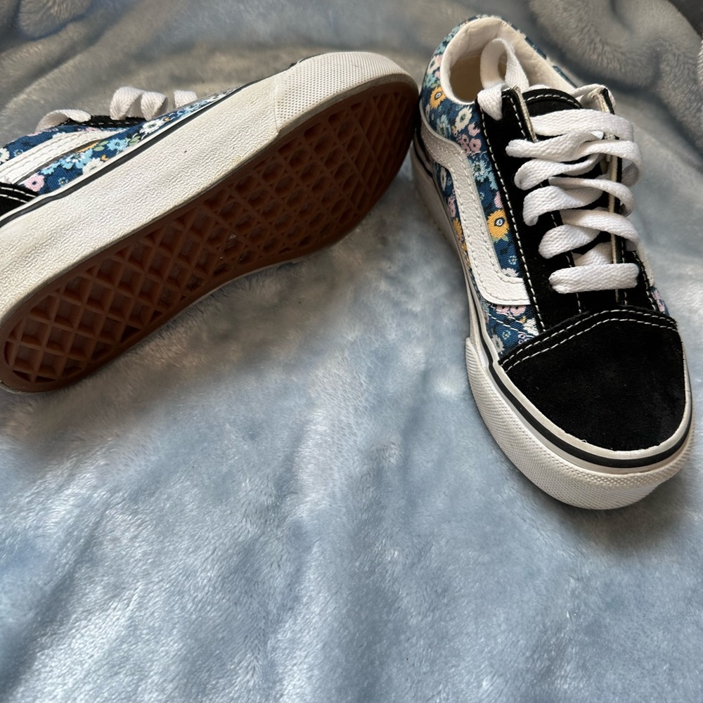 Toddler Flower Vans